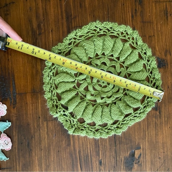 Vintage Lace Crochet Doily Pink Green Rosette Beige Doilie Cottagecore set of 3 - Picture 8 of 9